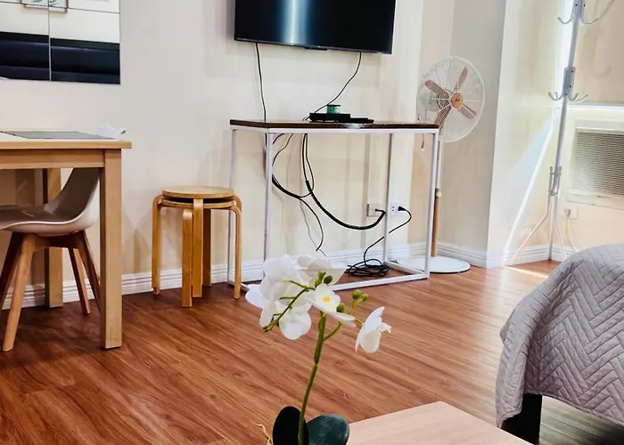 Cozy Unit In Soho Private Residences Apartment